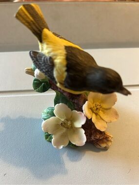 Northern Baltimore Oriole figurine